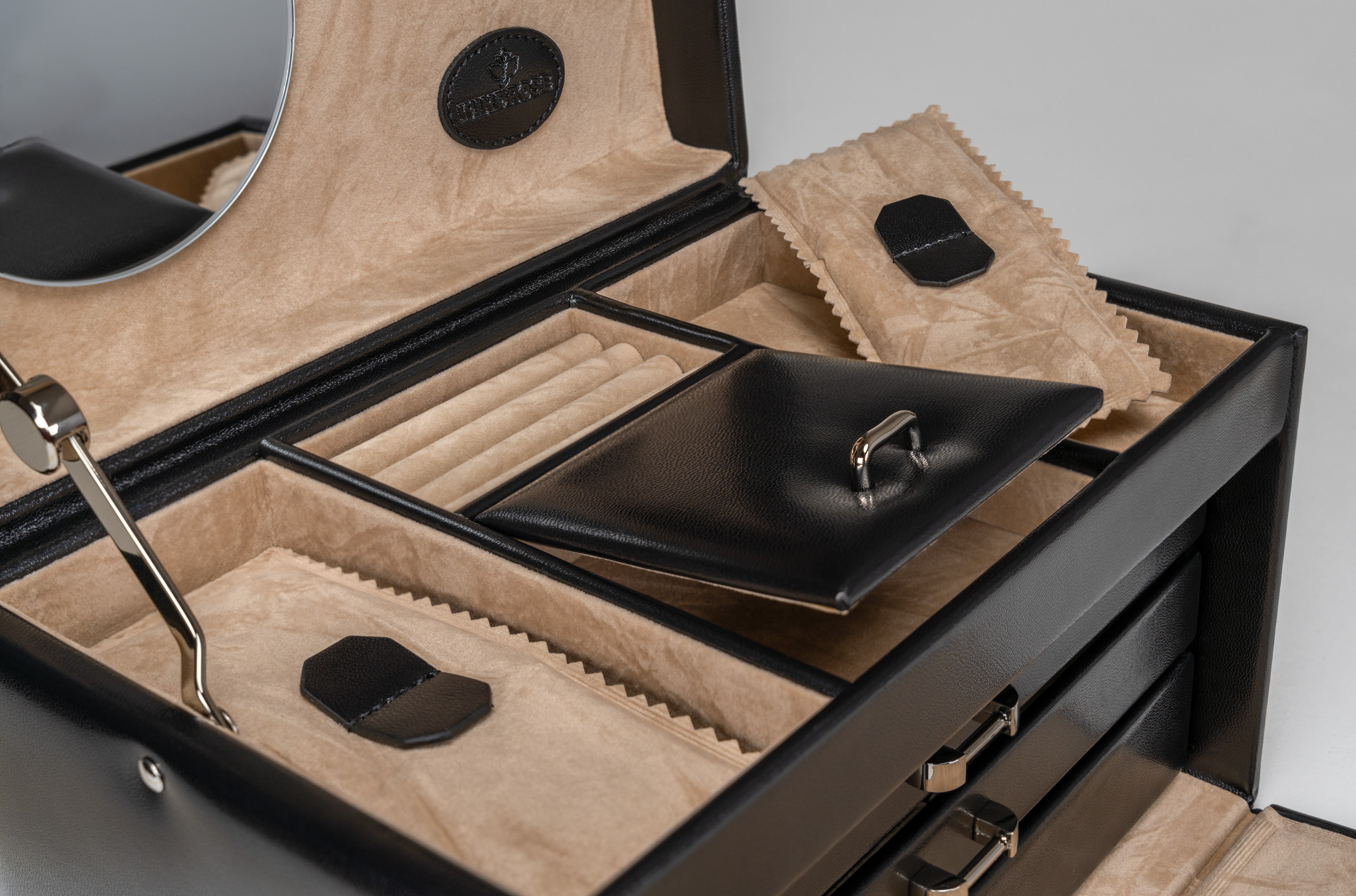 Jewelry case – Windrose | Offizieller Shop